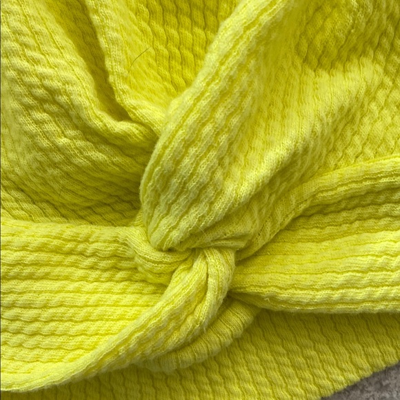 Zara Yellow Long Sleeve Crop Blouse - Picture 4 of 8